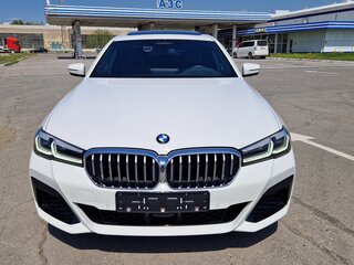 2020 BMW 5 серии 523d VII (G30/G31/G38) Рестайлинг, белый, 4550000 рублей, вид 2
