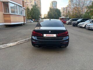 2018 BMW 5 серии 520i VII (G30/G31/G38), чёрный, 2500000 рублей, вид 4