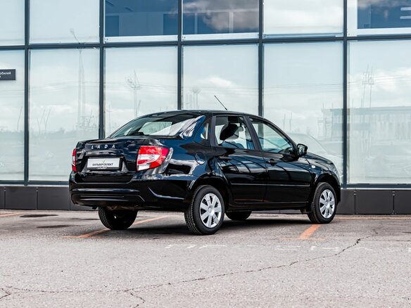 2025 Lada (ВАЗ) Granta I Рестайлинг, чёрный, 780000 рублей - вид 1