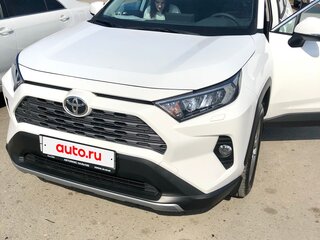 2020 Toyota RAV4 V (XA50), белый, 3200000 рублей, вид 2
