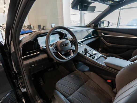 2026 Geely Monjaro I Рестайлинг, чёрный, 4954990 рублей - вид 13