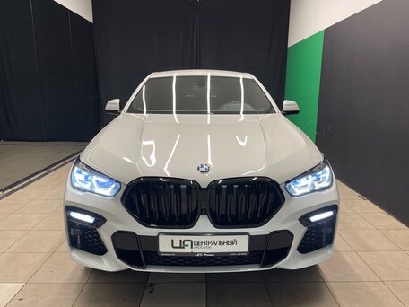 2021 BMW X6 40i III (G06), белый, 6300000 рублей, вид 2