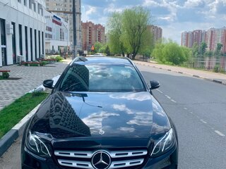 2019 Mercedes-Benz E-Класс 220 d V (W213, S213, C238), чёрный, 3588000 рублей, вид 2