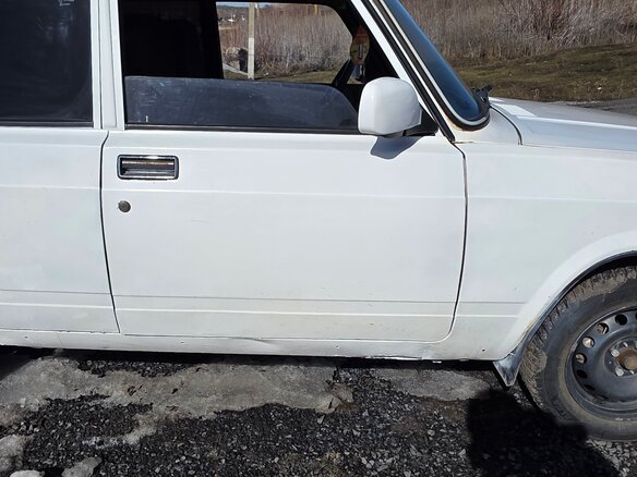 1997 Lada (ВАЗ) 2105, белый, 95000 рублей - вид 21