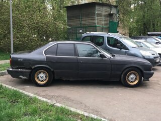 1992 BMW 5 серии 525i III (E34), серый, 265000 рублей, вид 3