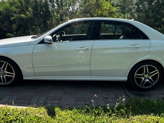 2013 Mercedes-Benz E-Класс 220 CDI IV (W212, S212, C207) Рестайлинг, белый, 2400000 рублей, вид 3