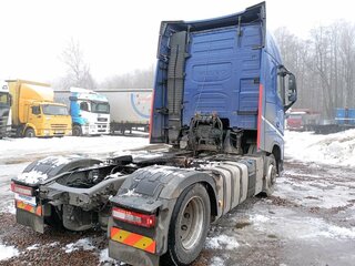 2017 Volvo FH, синий, 5469300 рублей, вид 3