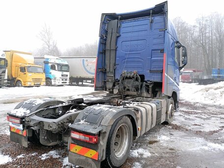 2017 Volvo FH, синий, 5469300 рублей, вид 3
