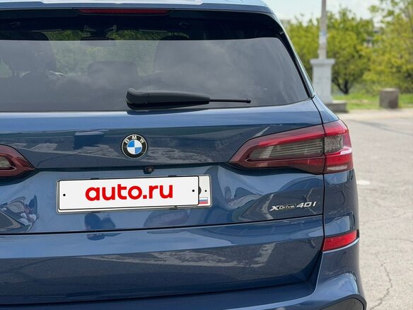 2020 BMW X5 40i IV (G05/G18), синий, 6500000 рублей - вид 5