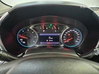 2019 Chevrolet Equinox III, серебристый, 1546000 рублей, вид 4