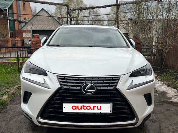 2018 Lexus NX 200 I Рестайлинг, белый, 3390000 рублей - вид 1