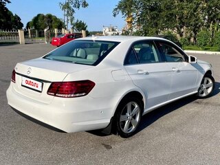 2014 Mercedes-Benz E-Класс 200 IV (W212, S212, C207) Рестайлинг, белый, 1990000 рублей, вид 5