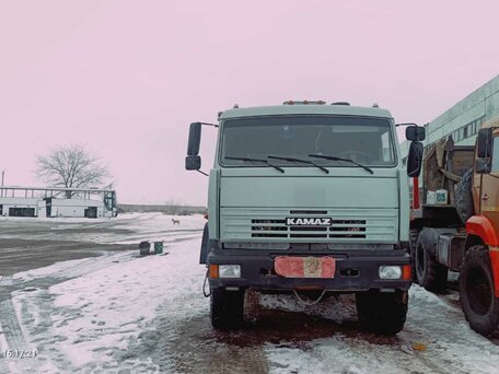 2006 КамАЗ 44108, серебристый, 2300000 рублей, вид 2