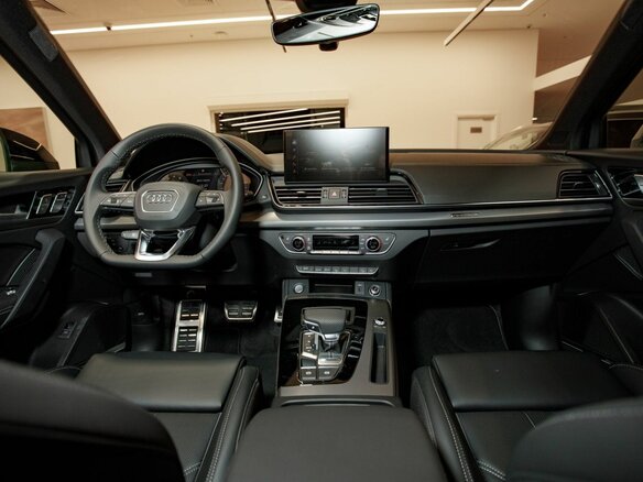 2025 Audi Q5 L 45 TFSI II (FY) Рестайлинг, чёрный, 6370700 рублей - вид 12