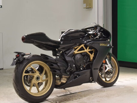 2021 MV Agusta Superveloce 800, чёрный, 1240000 рублей, вид 3