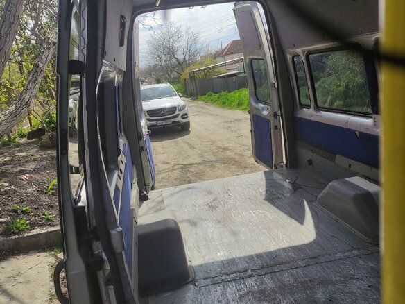 2011 Ford Transit, серый, 1050000 рублей - вид 7