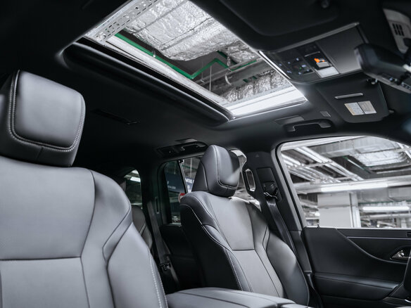 2025 Lexus LX 700h IV, чёрный, 19850000 рублей - вид 16