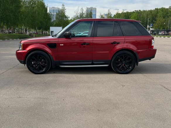 2009 Land Rover Range Rover Sport I, красный, 1700000 рублей - вид 1