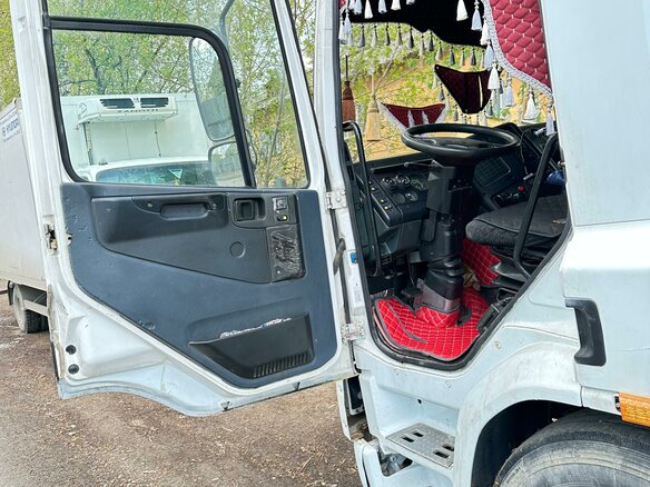 2000 DAF CF 75, белый, 1260000 рублей - вид 5