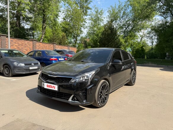 2021 Kia Rio IV Рестайлинг, чёрный, 1700000 рублей