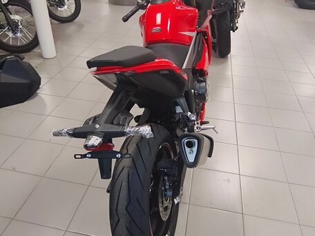 2026 Voge 525RR, красный, 577000 рублей, вид 3