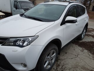 2013 Toyota RAV4 IV (XA40), белый, 1750000 рублей, вид 3
