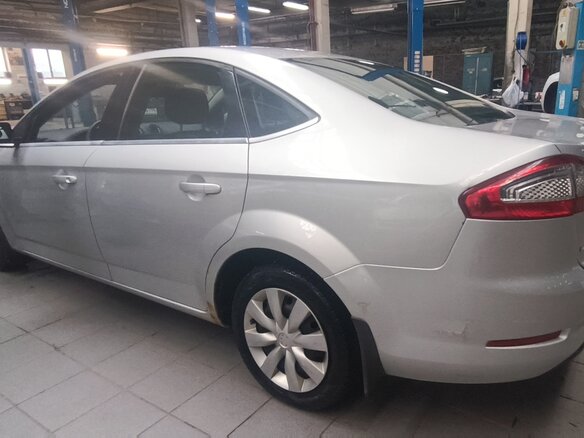 2012 Ford Mondeo IV Рестайлинг, серебристый, 470000 рублей - вид 6