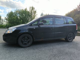 2008 Opel Zafira B Рестайлинг, чёрный, 370000 рублей, вид 5