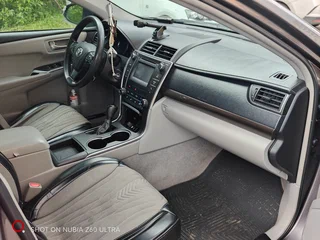 2016 Toyota Camry VII (XV50) Рестайлинг, серый, 1430000 рублей, вид 5