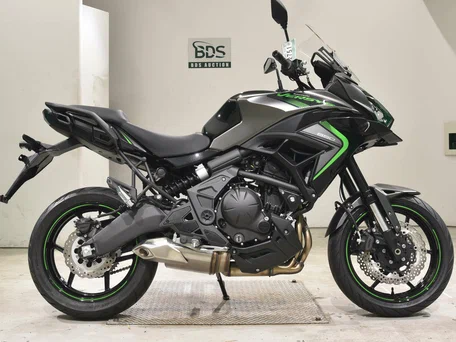 2025 Kawasaki Versys 650, чёрный, 1010000 рублей, вид 1