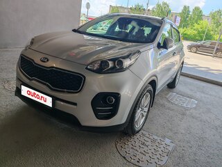 2018 Kia Sportage IV, серебристый, 2050000 рублей, вид 1