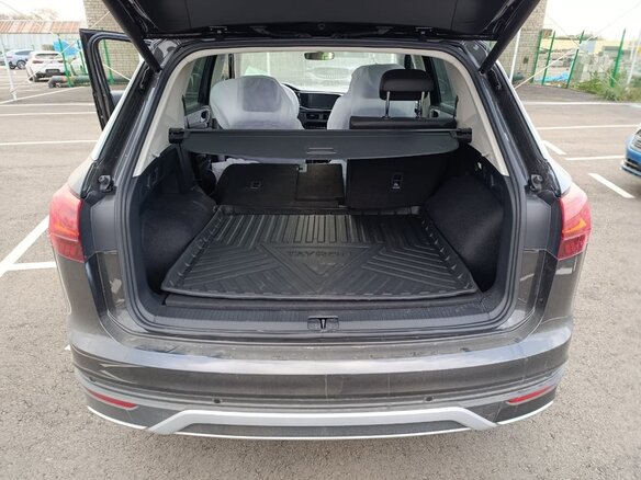 2022 Volkswagen Tayron I, чёрный, 2500000 рублей - вид 6