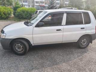 2001 Mazda Demio I (DW), белый, 250000 рублей, вид 3