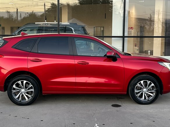 2021 Haval Jolion I, красный - вид 3