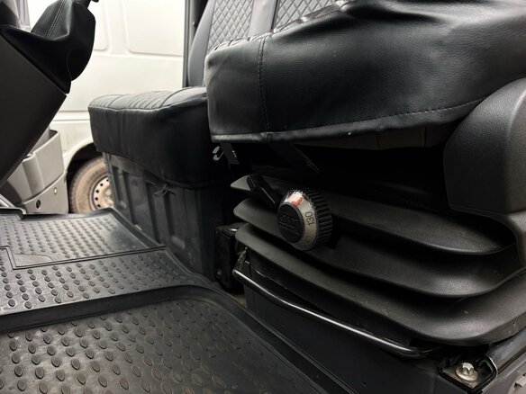 2011 Volkswagen Crafter, серый, 1620000 рублей - вид 15