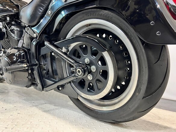 2017 Harley-Davidson Fat Boy, чёрный, 960000 рублей - вид 22