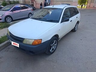 2001 Nissan AD II, белый, 220000 рублей, вид 1