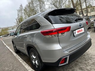 2017 Toyota Highlander III (XU50) Рестайлинг, серый, 3250000 рублей, вид 4
