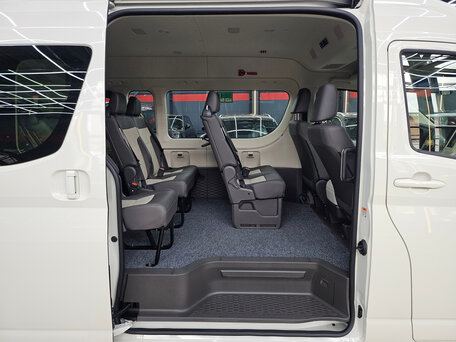 2025 Toyota HiAce H300, белый, 12406000 рублей, вид 5