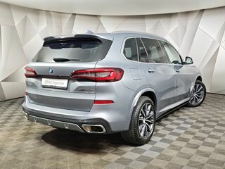2022 BMW X5 Long 30Li IV (G05/G18), серый, 5589000 рублей, вид 2