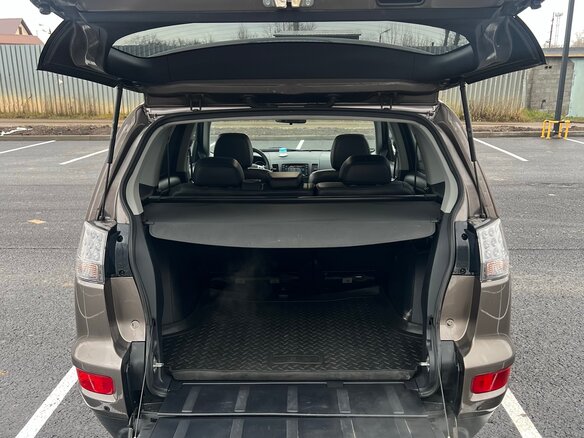 2011 Mitsubishi Outlander II Рестайлинг, коричневый, 1255000 рублей - вид 9