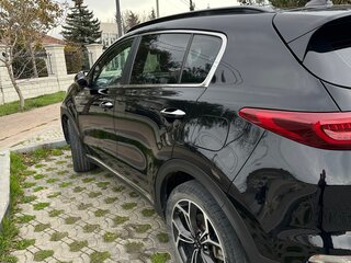 2020 Kia Sportage IV Рестайлинг, чёрный, 2500000 рублей, вид 5