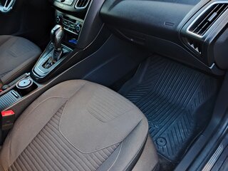 2017 Ford Focus III Рестайлинг, серый, 1230000 рублей, вид 5