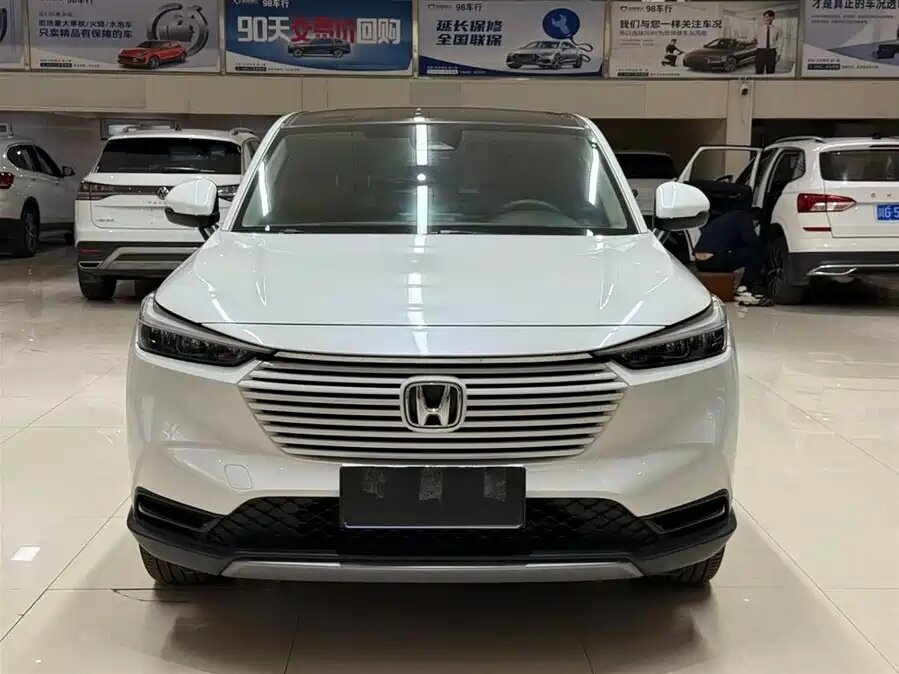 Открыть фотографии: Honda Vezel II