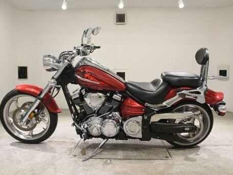 2013 Yamaha XV 1900, красный, 895000 рублей, вид 1