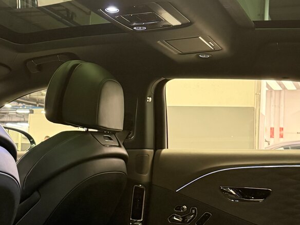 2021 Bentley Flying Spur III, зелёный, 23800000 рублей - вид 10