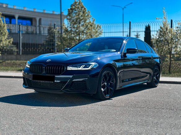 2023 BMW 5 серии 530i xDrive VII (G30/G31/G38) Рестайлинг, чёрный, 4500000 рублей