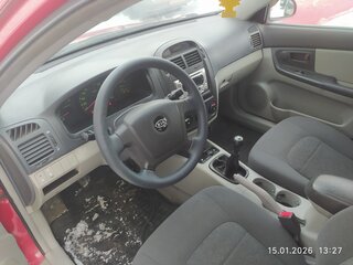 2005 Kia Cerato I, красный, 268000 рублей, вид 5
