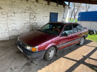 1989 Volkswagen Passat B3, красный, 160000 рублей, вид 1