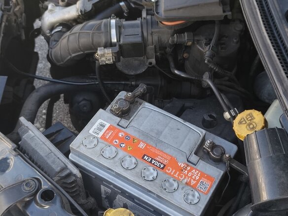 2003 Mazda 2 I (DY), серый - вид 5